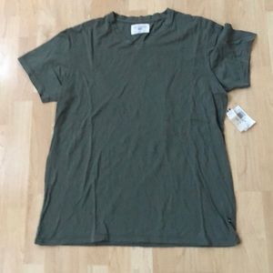 NWT Sol Angeles e shirt